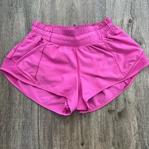 Lululemon Hotty Hot High Rise Lines Short 2.5” in Sonic Pink